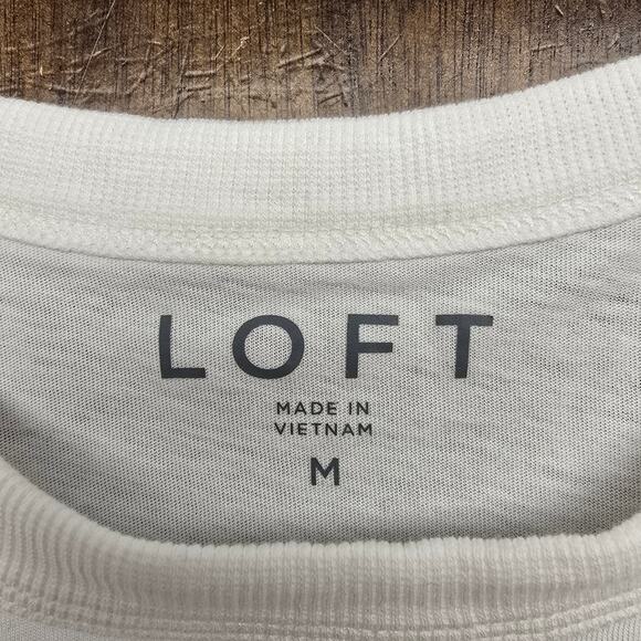 Women's LOFT City of Love Eiffel Tower Cropped Tee | Size Medium - Picture 6 of 7